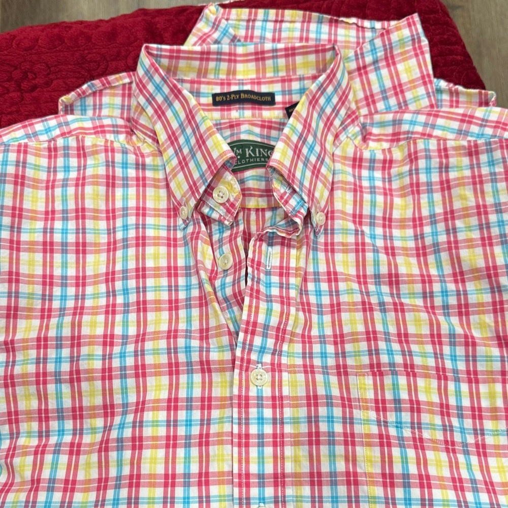 Men's Vibrant Plaid Button Down Shirt